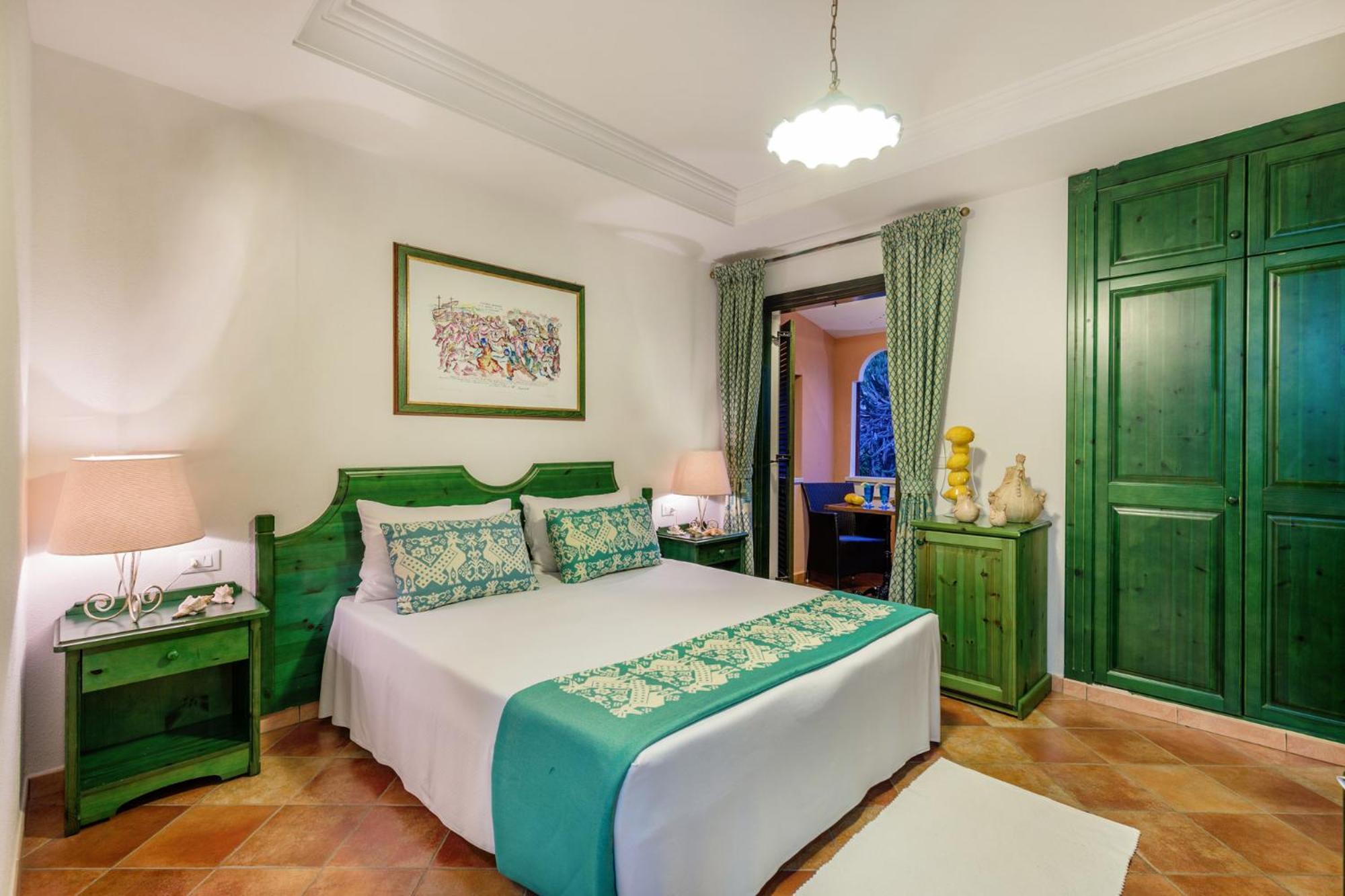 Villaggio Cala Ginepro Resort & Spa 오로세 외부 사진