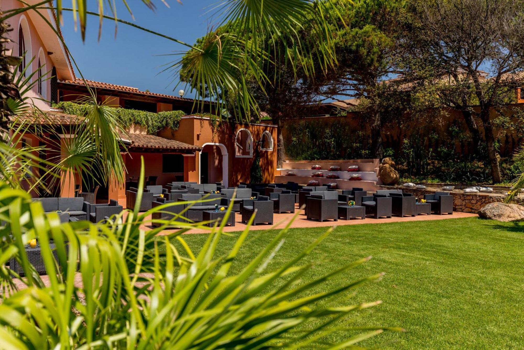 Villaggio Cala Ginepro Resort & Spa 오로세 외부 사진